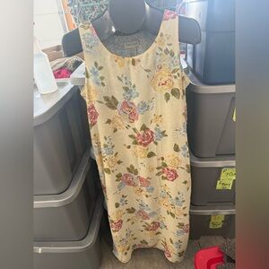 Floral Sleeveless Dress p28